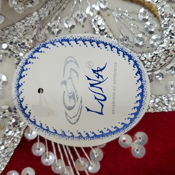Luna genuine Sombrero child's red velvet silver sequins - Picture 6 of 12